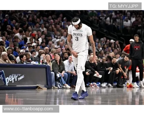 浓眉交易传闻背后真相揭示或因外部压力而非独行侠主动意愿